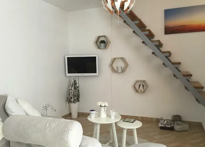 Judia Apartment *
